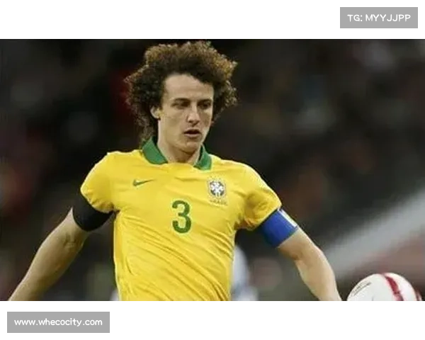 如何准确判断大卫路易斯在比赛中的球场位置和角色定位 如何准确判断大卫路易斯在比赛中的球场位置和角色定位